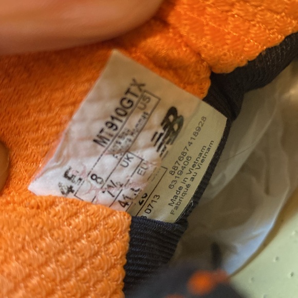 New Balance Trail shoes mens size 8 4E hiking sport - Picture 10 of 11